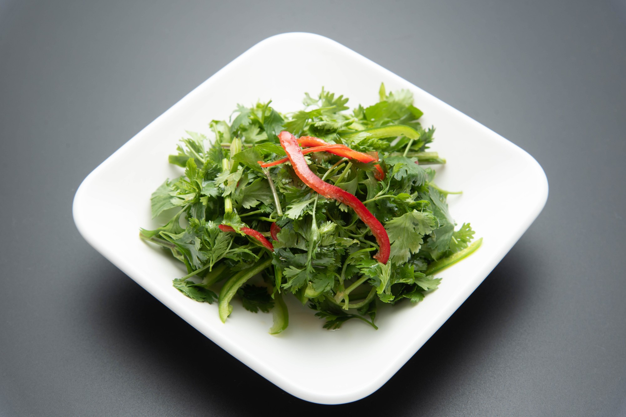 パクチーサラダ