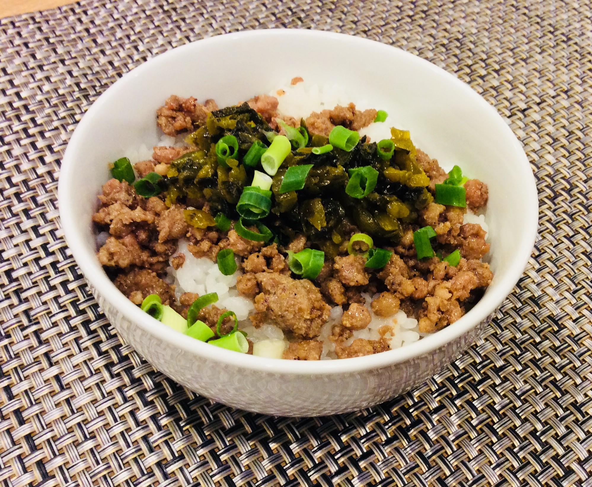 ミニ高菜そぼろ丼